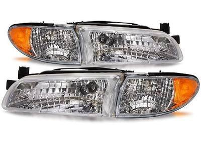HEADLIGHTSDEPOT Chrome Housing Halogen Headlights Compatible With Pontiac Grand Prix 1997-2003 Includes Left Driver and Right Passenger Side