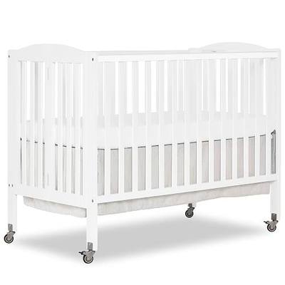 Dream On Me Full-Size 2-in-1 Folding Baby Crib in White, GreenGuard Gold & BSA, Portable, Patented Quick Folding System, Strong Wheels, 2 Adjustable Mattress Heights