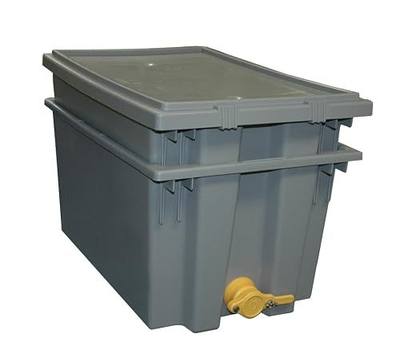 Mann Lake, Plastic Uncapping Tank, Gray, Multi-Purpose Honey Extraction & Straining Solution, Durable Polyurethane Build, Honey Gate Included