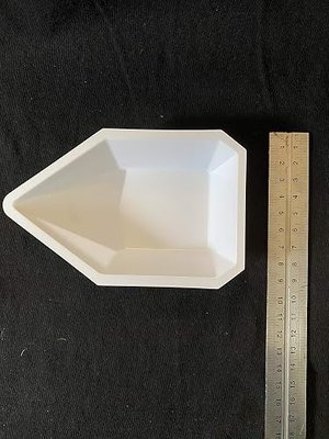 Pour Boats, W-P83-WH-50, 83mm, Medium White, Pack of 50
