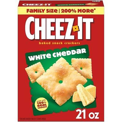 Cheez-It Cheese Crackers, Baked Snack Crackers, Lunch Snacks, Family Size, White Cheddar, 21oz Box (1 Box)