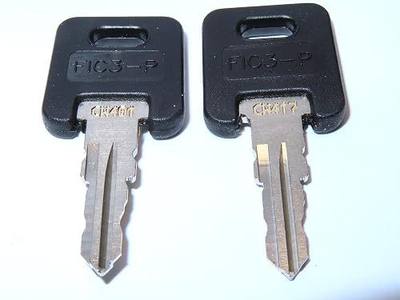 CW412 Key FIC RV Motorhome Trailer Camper Keys 2 Keys Cut to Lock/Key Number from CW401 to CW417 2 Working Keys Travel Trailer Motor Home Toy Hauler ILCO Keys (CW412)