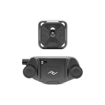 Peak Design Capture Camera Clip V3, Black with Plate, Holds DSLR, Compact and Point and Shoot Bodies, Secure, Stable and Accessible, Attaches to Straps and Belts, Quick Release, 200 lb Capacity