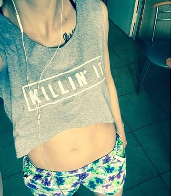 YITAN Women Graphic Sleeveless Tank Crop Top Teen Girls Cute Gym Tee Shirt