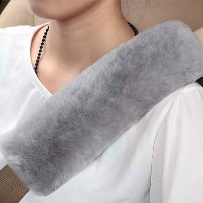 OGLAND Sheepskin Car Seat Belt Cover Pad | Genuine Wool Seatbelt Cushion | Fuzzy Soft Seat Belt Should Pad Protect Neck | Stylish Appearance Luxurious Feel | Improve Comfort for Women | Ideal for Gift
