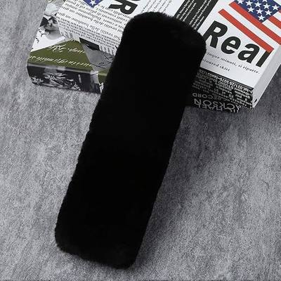 OGLAND Sheepskin Car Seat Belt Cover Pad | Genuine Wool Seatbelt Cushion | Fuzzy Soft Seat Belt Should Pad Protect Neck | Stylish Appearance Luxurious Feel | Improve Comfort for Women | Ideal for Gift