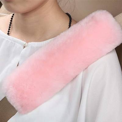 OGLAND Sheepskin Car Seat Belt Cover Pad | Genuine Wool Seatbelt Cushion | Fuzzy Soft Seat Belt Should Pad Protect Neck | Stylish Appearance Luxurious Feel | Improve Comfort for Women | Ideal for Gift