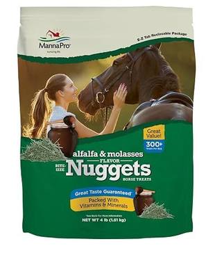 Manna Pro Bite-Size Nuggets Horse Treats, Pocket-Size Training & Reward Treats with Vitamins & Minerals, Alfalfa & Molasses Flavor, 4 lbs