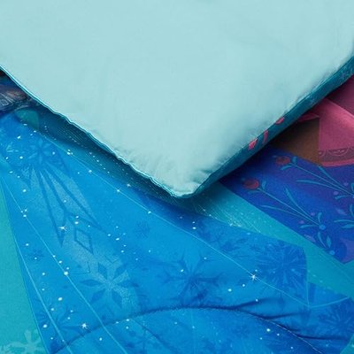 Amazon Basics by Disney Frozen Swirl Comforter, quilt, Full