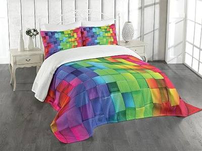 Ambesonne Colorful Bedspread Set, Rainbow Colored Contour Display Futuristic Block Brick-Like Geometric Artisan, 3 Piece Decorative Bedding Coverlet and 2 Pillow Shams, Queen Size, Magenta Green