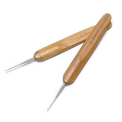 Luwigs 2Pcs Bamboo Dreadlock Crochet Hooks 0.5mm 0.75mm Braiding Tool | dual size steel crochet hooks with smooth bamboo grips, great tool for DIY dreadlocks, braids and hair styling crafts