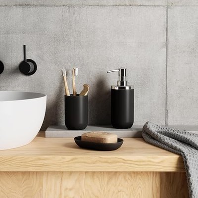 Umbra Junip Bath Accessories Tumbler - Modern White Resin Holder and Organizer, Perfect for Holding Toothbrushes, Make-up Brushes and Various Bath Items, Black