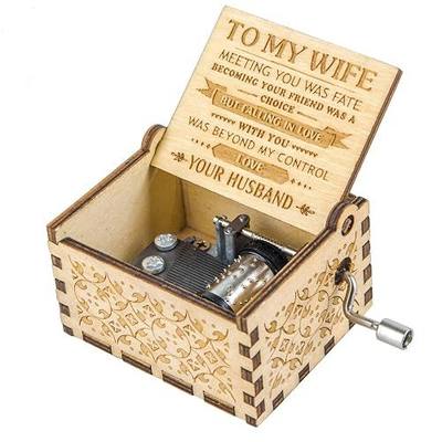 Music Box Gift for Wife from Husband, Melody You Are My Sunshine Vintage Hand Crank Romantic Love Musical Box Women Girl Girlfriend Valentine Christmas Birthday Present Mechanism Artware