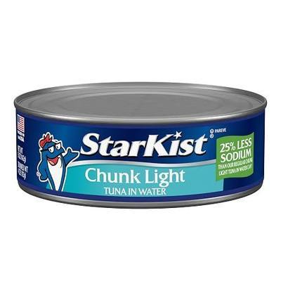 StarKist Chunk Light Tuna in Water 25% Less Sodium, 5oz Can, 1-Pack | 20g Protein Per Serving, Wild Caught, Canned Tuna, Gluten Free, Soy Free, Perfect for Salads, Sandwiches