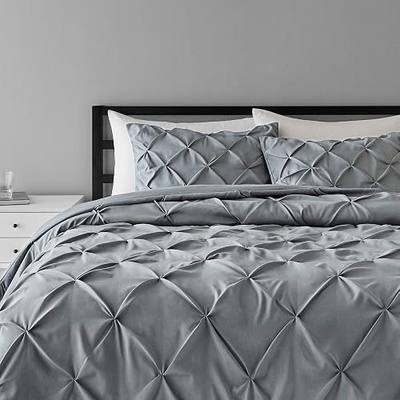 Amazon Basics Light-Weight Microfiber Pinch Pleat Duvet Cover Set - 3 pcs, Full/Queen, Dark Grey