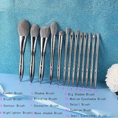 Makeup Brushes Set Professional Premium Synthetic Powder Contour Blush Highlight Blending Concealer Eyeshadow Eyebrow Nose Detail Brush Set with Travel Makeup Brushes Case