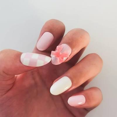 Press On Nails Long Reusable Fake Nails Kit Includes Prep Pad, Mini File, Cuticle Stick,Black Pink Checkerboard Grid