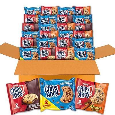 CHIPS AHOY! Cookies Variety Pack, Original Chocolate Chip, Chewy Chocolate Chip with Reese's Peanut Butter Cups & Chewy Hershey's Fudge Filled Soft Cookies, 50 Snack Packs (2 Cookies Per Pack)
