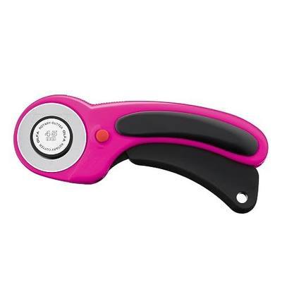 OLFA 45mm Ergonomic Rotary Cutter (RTY-2DX/MAG) - Endurance Blade, Magenta | 45mm rotary cutter, Endurance tungsten-steel blade, dual-action safety lock, squeeze grip - Quilters and Crafters