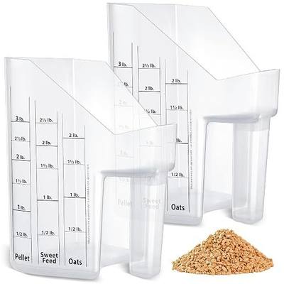 Uiifan 2 Pcs 3 Quart Horse Feed Scoop with Measurements, Heavy Duty Plastic Livestock Measuring Scoop for Grain, Pellets, Oats, Sweet Feed, Goat, Sheep and Cattle Supplies (White)