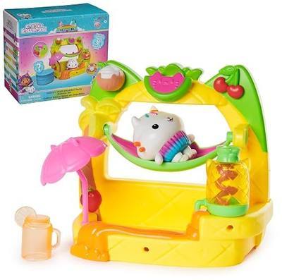 DreamWorks GABBY'S Dollhouse, Cakey’s Fruit Smoothie Balcony Playset, 8-Pcs with Toy Figures, Dollhouse Accessories & Sensory Play, Kids Toys for Girls & Boys 3+