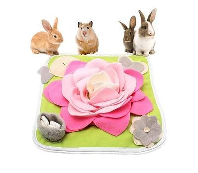 Rabbit Foraging Mat Snuffle Mat for Small Animals Bunny Puzzle Toys Pets Interactive Feeding Mat for Guinea Pigs Hedgehog Chinchilla Puppies (Pink)