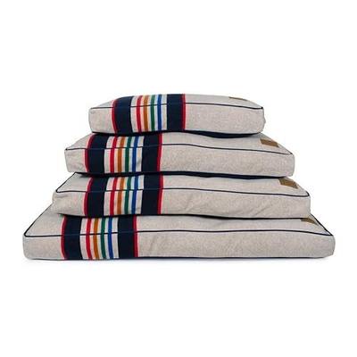 Pendleton National Park Napper Dog Bed - Yellowstone, L