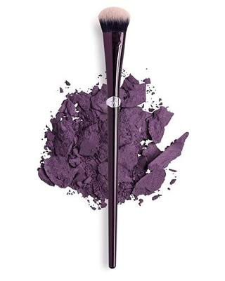 Anisa Beauty Eye Fan All-Over Brush, Soft Dense Vegan Brush, Cruelty-Free | For Blending Cream, Liquid, and Powder Eyeshadow, Fan-Shaped Head for All-Over Lid and Detailed Crease Application