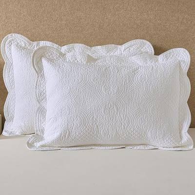 White Quilted Pillow Shams Standard Cotton Medallion Damask Set of 2 | Embroidered Scalloped Pillow Sham, Embossed Matelasse Floral Pillowcases for Victorian Vintage Textured Decorative 20×26
