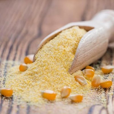 Stone Ground Yellow Corn Meal 2.5 lb | Enriched Cornmeal | Cornbread, Baking, Breading & Cooking | Bulk Resealable Container | Dasher’s Spice & Beans