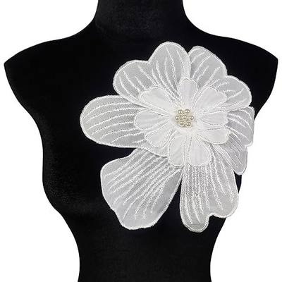 White 3d Flower Embroidery Lace Applique Pearl,Chiffon Fabric Embroidered Beads Lace Floral Appliques,Corsage Patches are Suitable for Casual Wear as well as Formal Gowns,Hats,Headwear,Dresses,Sewing.