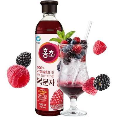 Korean Food O'Food Hongcho Black Raspberry Vinegar Drink Concentrate 900mL | Naturally fermented black raspberry vinegar drink concentrate for mocktails and refreshing beverage mixes. 900mL bottle.