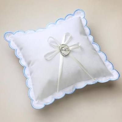 Gerrii Wedding Ring Pillow 9 x 9 Inch Blue Scalloped Ring Bearer Pillows with Bow Cotton Linen Bearer Cushion for Proposal Wedding Party Ceremony