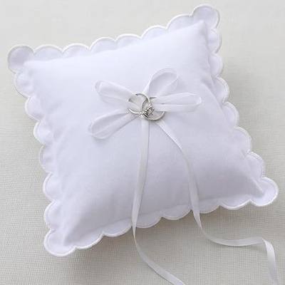 Gerrii Wedding Ring Pillow 9 x 9 Inch White Scalloped Ring Bearer Pillows with Bow Cotton Linen Bearer Cushion for Proposal Wedding Party Ceremony