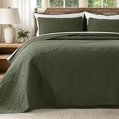 GOONE 100% Cotton Quilt Set Oversized King 112" x 106", Extra Wide Bedspread Coverlet Set with 2 Pillow Shams, Medallion Stitch, Lightweight Breathable Bedding for All Seasons, Olive Green