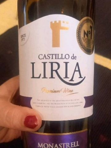 Castillo de Liria · Monastrell - Shiraz